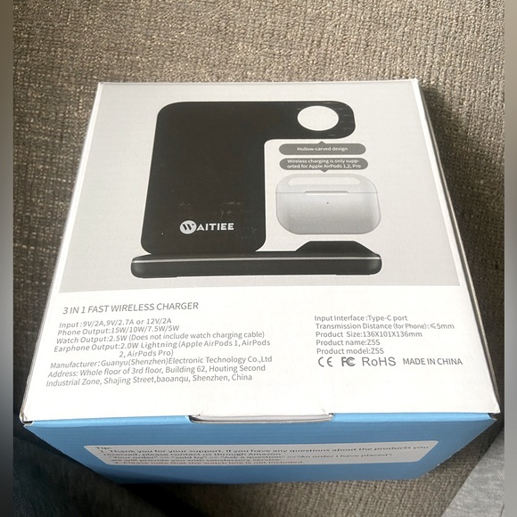 BNIB - Brand new in box 3 in 1 fast charger 15W wireless charger - Picture 3 of 3